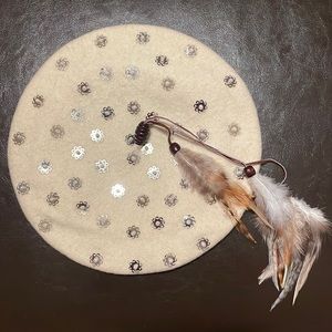 Fab vintage ivory Normandy Ultra Basque beaded beret